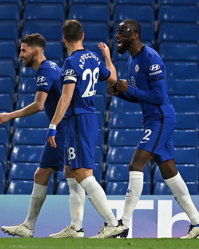 复盘米兰0-1被淘汰：射手隐身后场失准，没有魔笛红黑军团不会踢