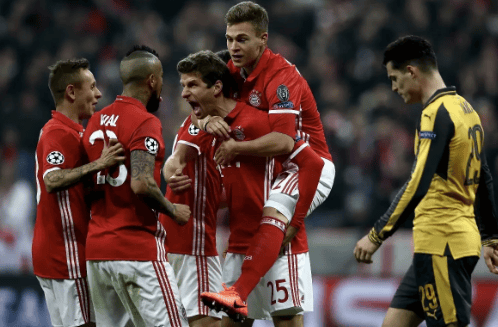 自加盟勇士以来，巴特勒助攻上双的比赛球队5场全胜