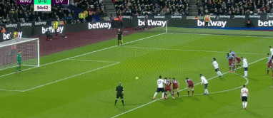 詹姆斯更新社媒：那些黑子们真走上球场，当场就会吓得尿裤子