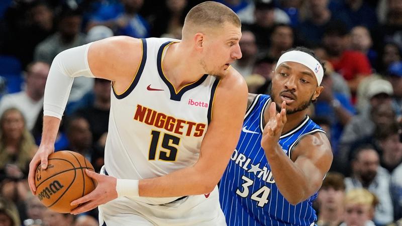 荷媒：阿贾克斯总监和滕哈格进行了长时间交谈，希望他二进宫