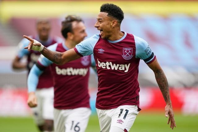 自我勉励，内马尔在社交媒体上晒出科比的经典照片