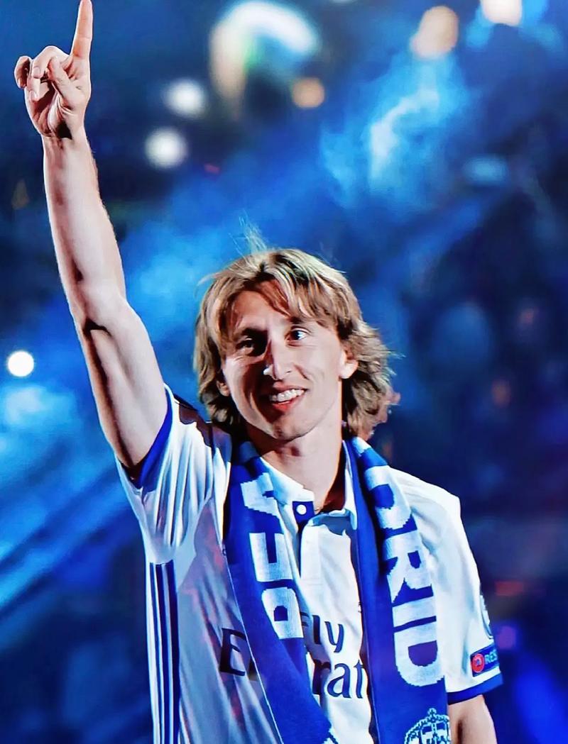 罗马诺：埃里克-加西亚曾在1月接近加盟科莫，但被弗里克否决