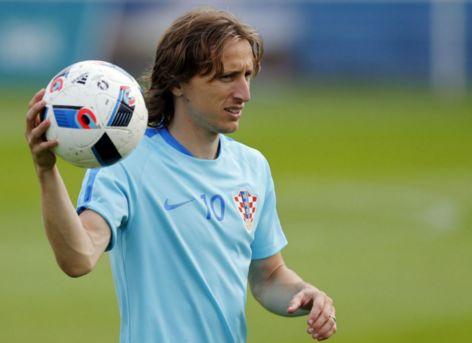 德天空：阿森纳密切关注法鹰左边锋巴霍亚，克勒舍要7000万欧